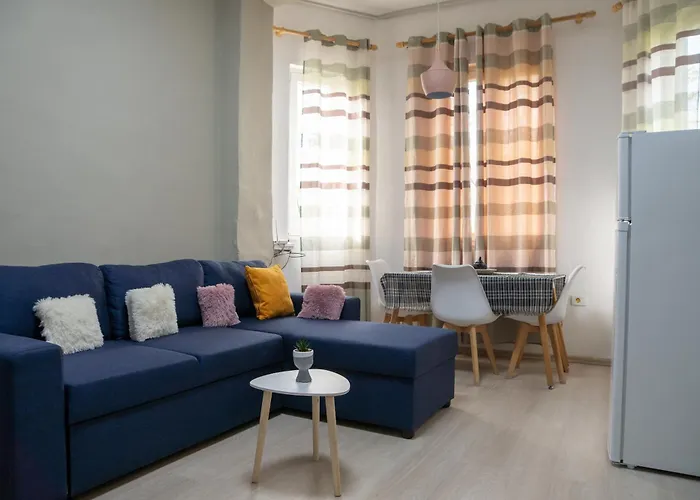Blloku Area Apartment *