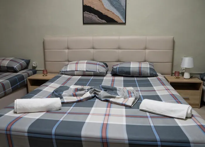 Blloku Area Apartment *